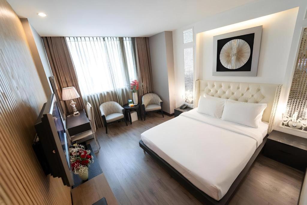 Hotel The White 1