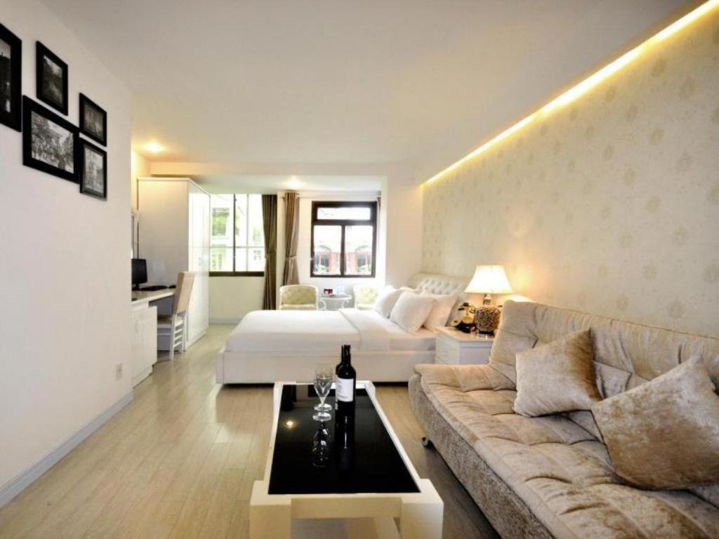 The White 1 Hotel 3*