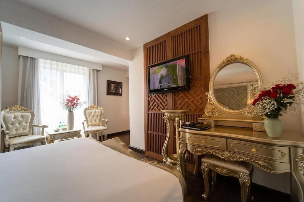 Hotel The White 1 Ho Chi Minh City